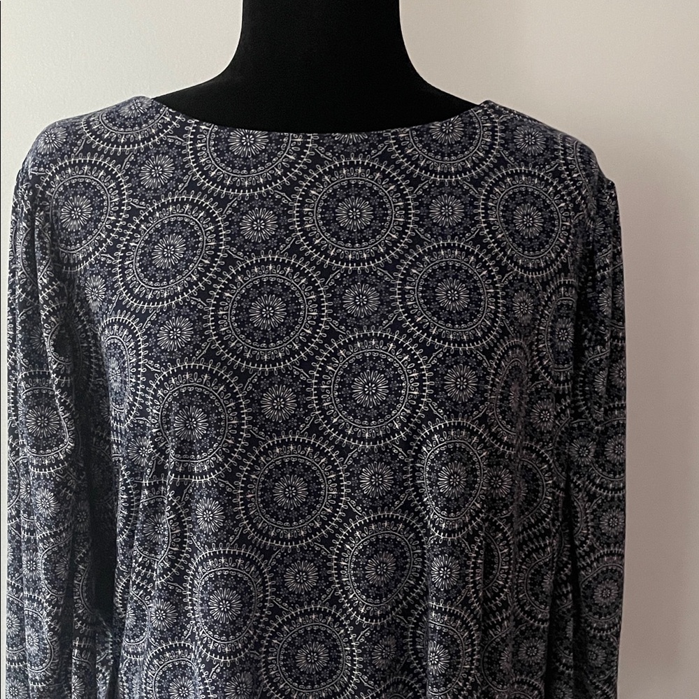 Tommy Hilfiger Elegant Blue and White Patterned Dress